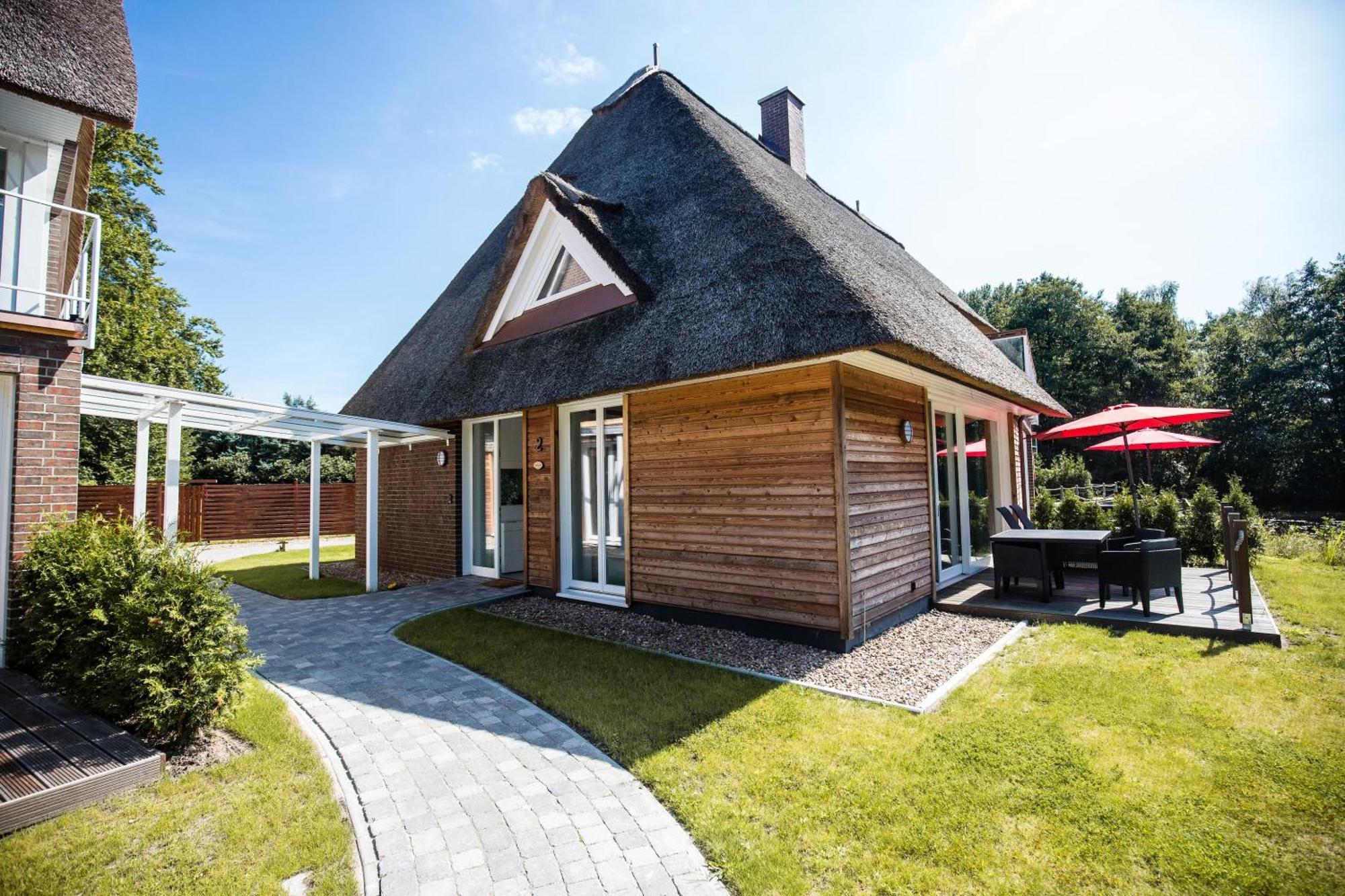 Residenz - Lichtermeer - Seeterrasse - Sauna - Parkplatz *