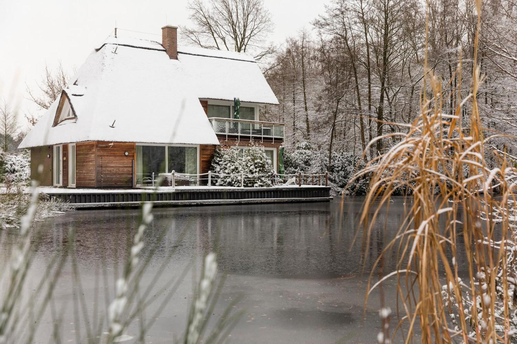 Residenz - Lichtermeer - Seeterrasse - Sauna - Parkplatz